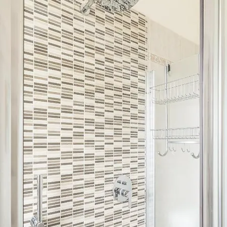 Διαμέρισμα Casa Lilla - Lakeview Large With Garden Above Στρέσα