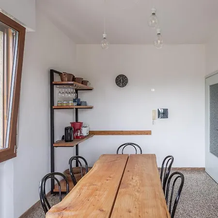 Daire Casa Lilla - Lakeview Large With Garden Above