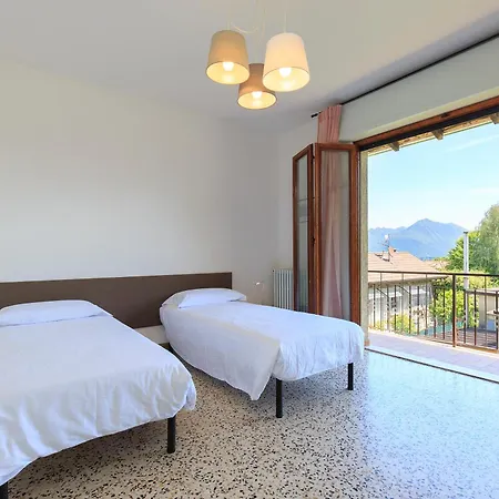 Casa Lilla - Lakeview Large With Garden Above *