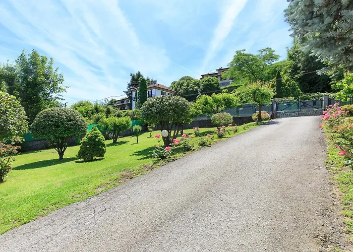 Casa Lilla - Lakeview Large With Garden Above * 스트레사