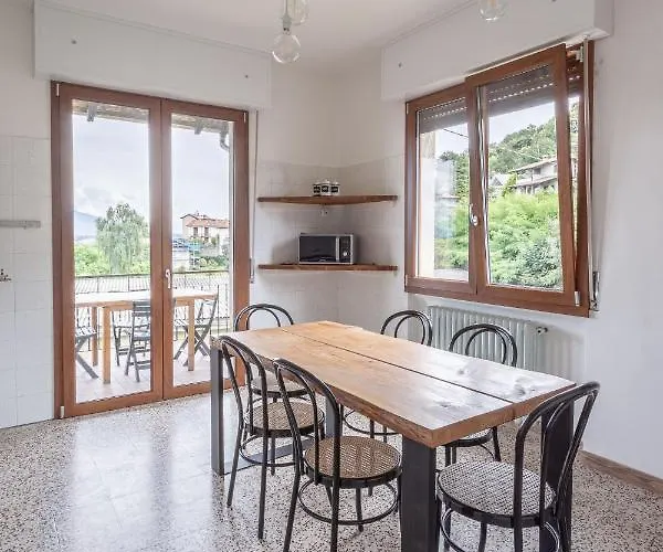 Casa Lilla - Lakeview Large With Garden Above 아파트 스트레사